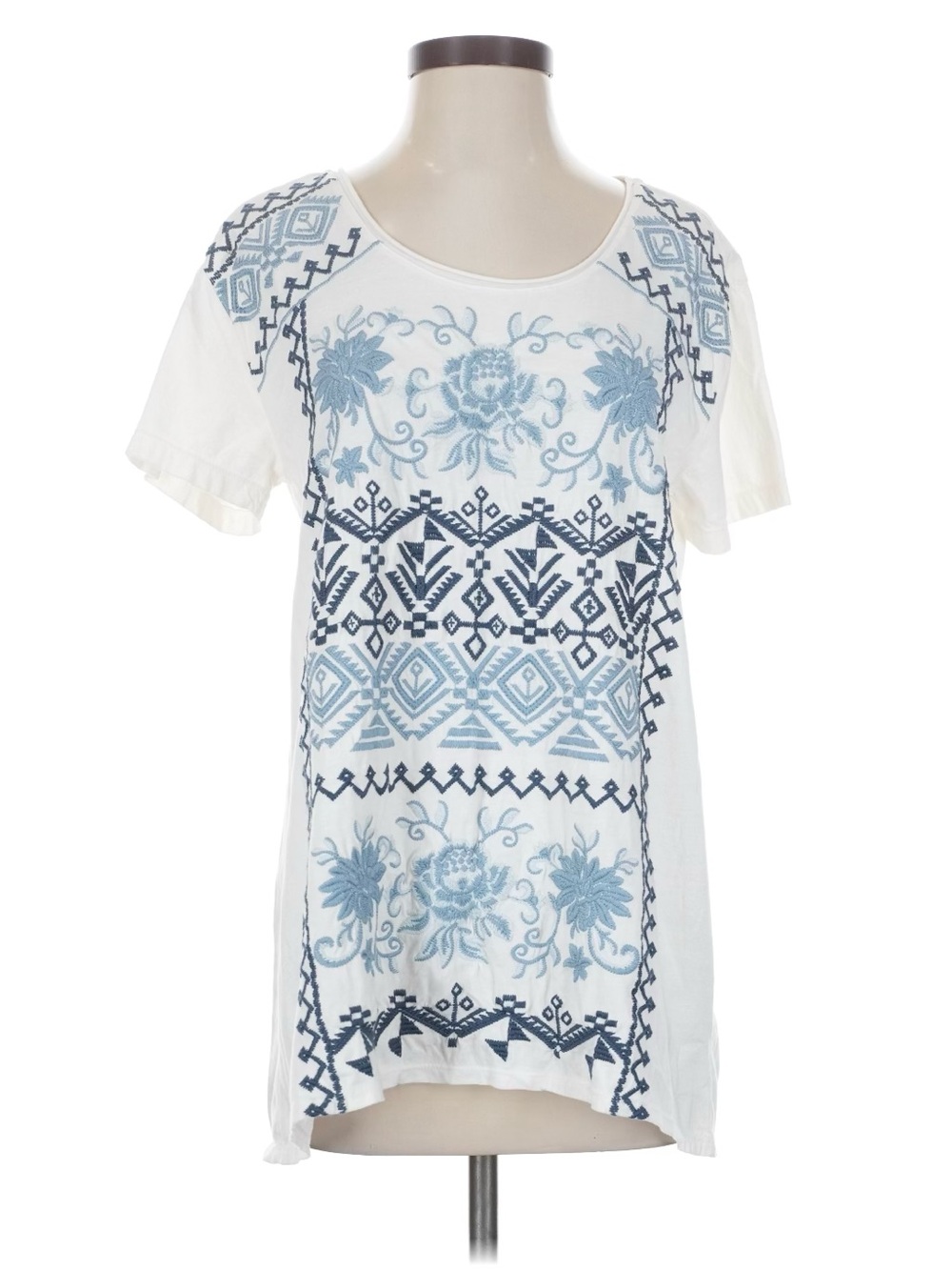 White Scoop Neck Short-Sleeve Top with Blue Embroidered Motif